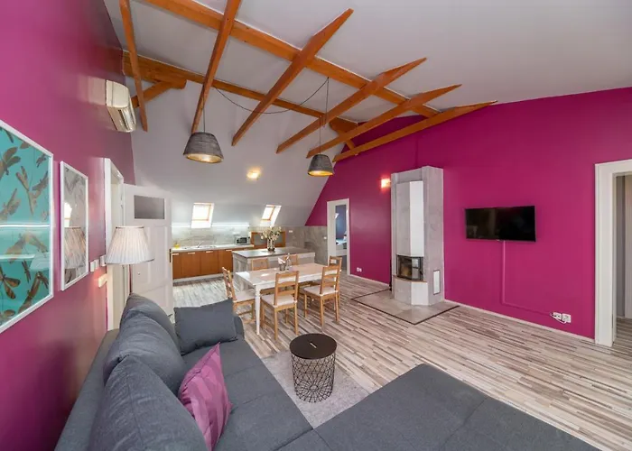 Lovely - Truhlarska Apartmán