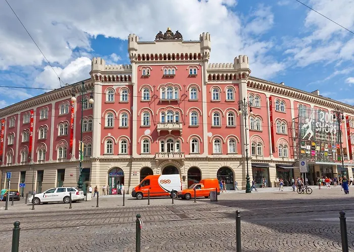 Lovely - Truhlarska * Praha