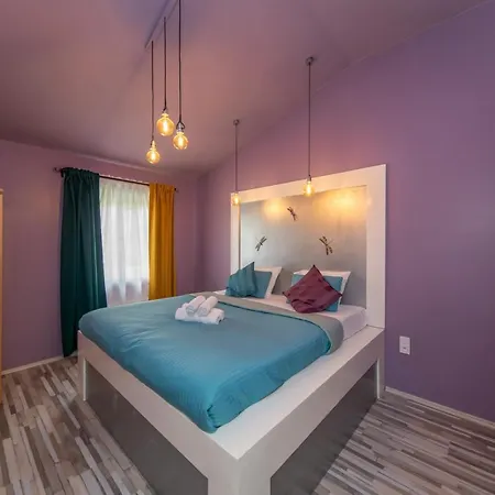 Lovely - Truhlarska Apartmán