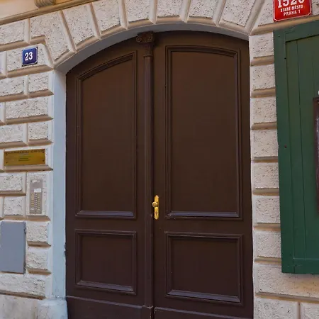 Lovely - Truhlarska Apartmán Praha
